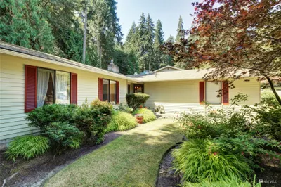 17121 NE 28th Place