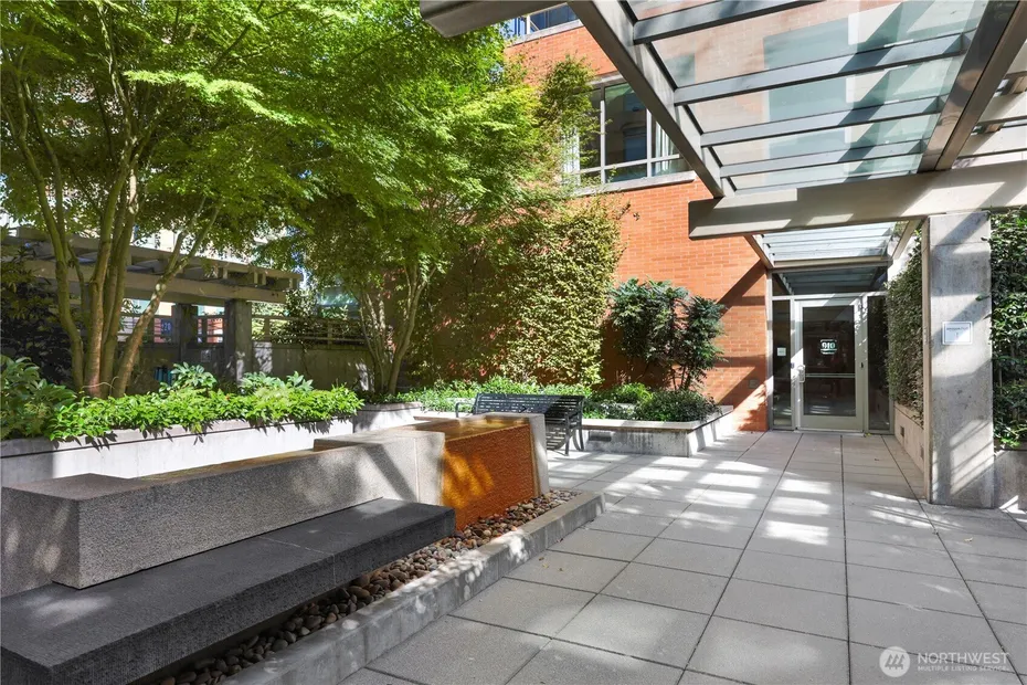 910 Lenora Street #702 Photo 27