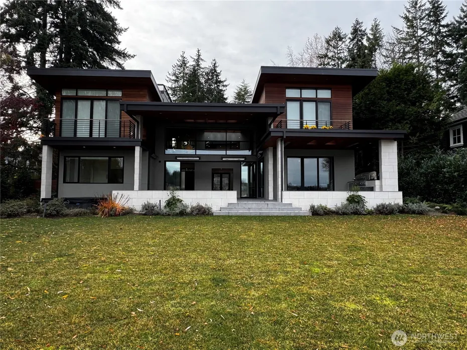 4652 95th Avenue Photo 1