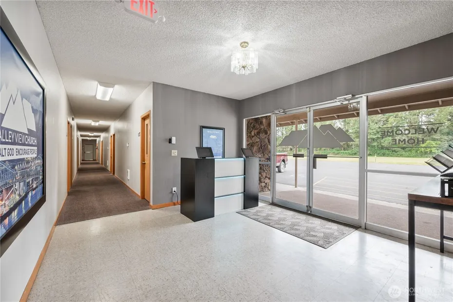 1435 33rd Avenue Photo 4