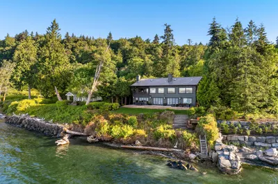 11078 Country Club Road Ne