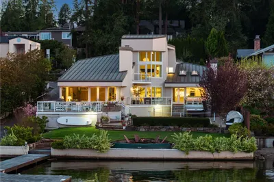 2850 W Lake Sammamish Parkway Ne