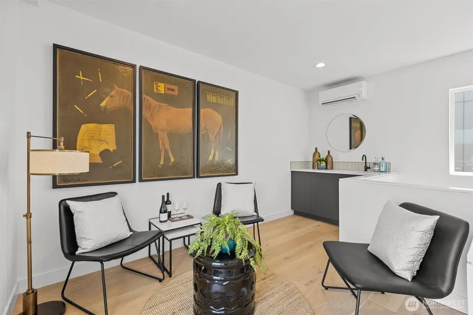 222 10th Avenue E #D Photo 25