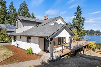 95 W Shore Avenue Sw