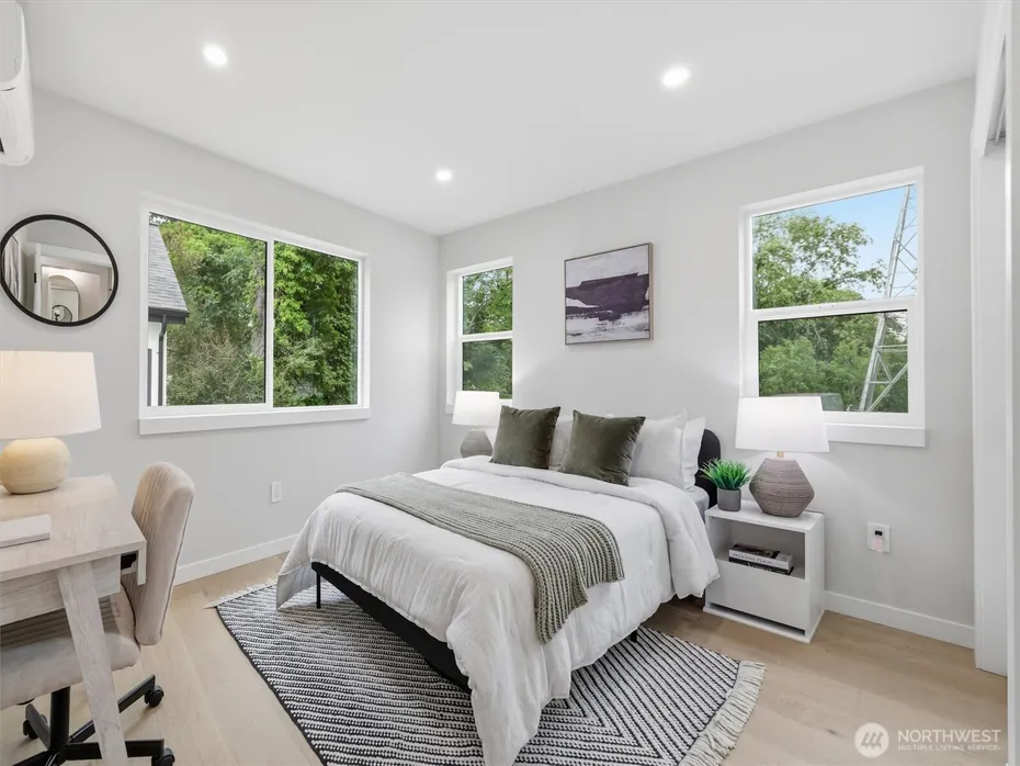 12426 NE 90th Street Photo 25