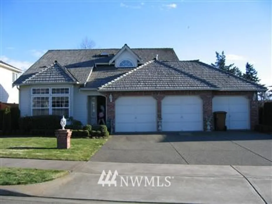 3501 Broadmoor Drive NE Photo 1