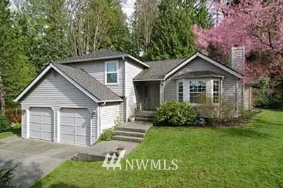 420 Indigo Place Nw