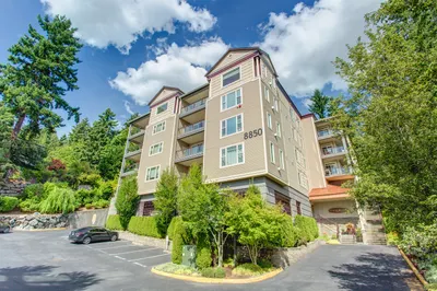 8850 164th Ave NE #403