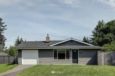 4833 184th Place Sw