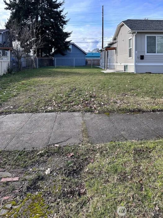 2326 McDougall Avenue Photo 36