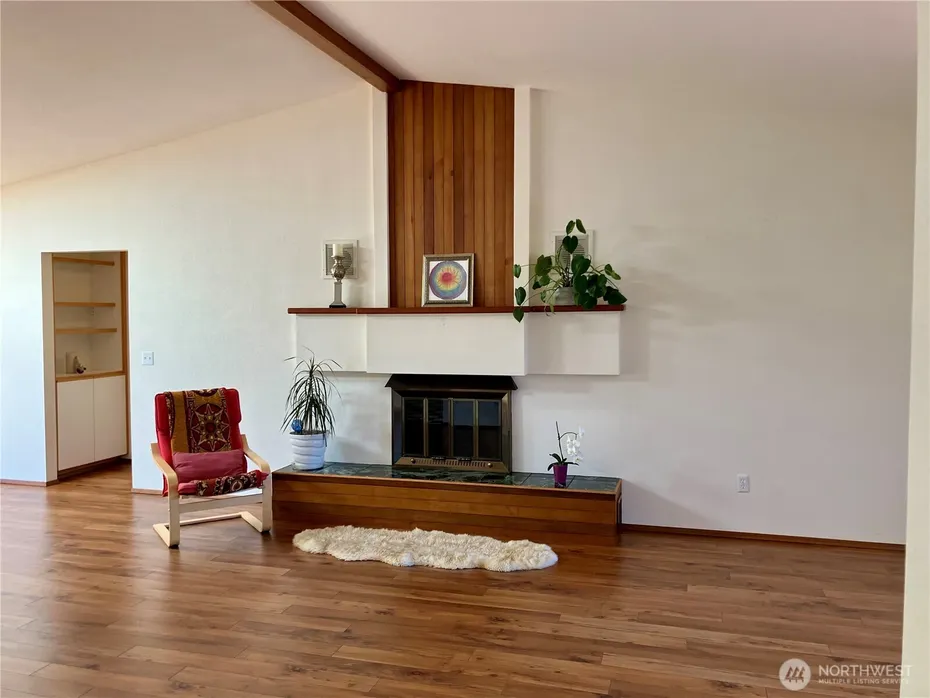 192 Hurricane Ridge Drive Photo 6