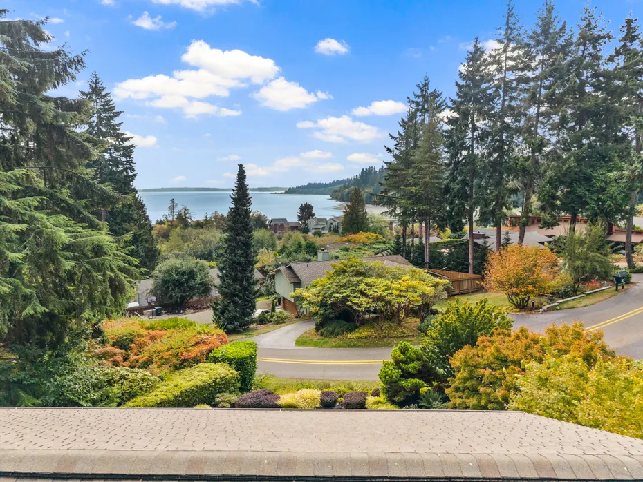 9796 NE Murden Cove Drive Photo 38