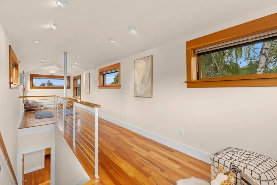2223 39th Avenue E Photo 51