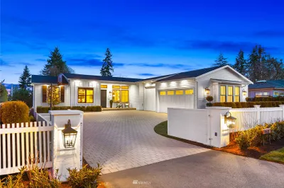 9687 Evergreen Drive