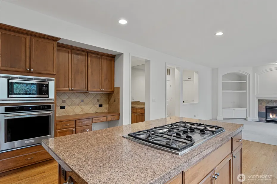 8835 NE 237th Place NE Photo 15
