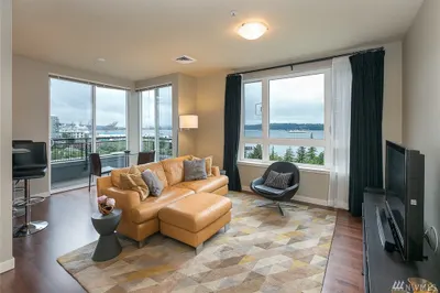 3104 Western Ave #606