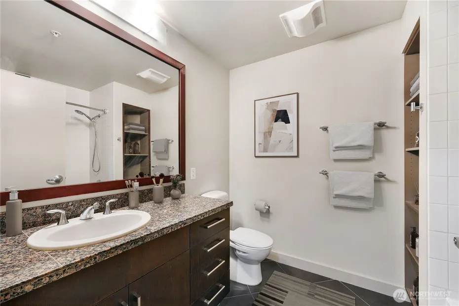 910 Lenora Street #702 Photo 10