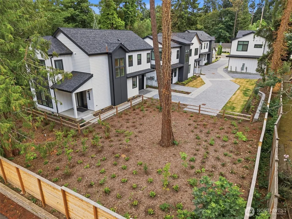 12426 NE 90th Street Photo 34