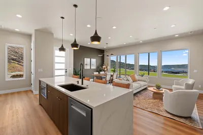 9604 Ridgeview Drive Nw