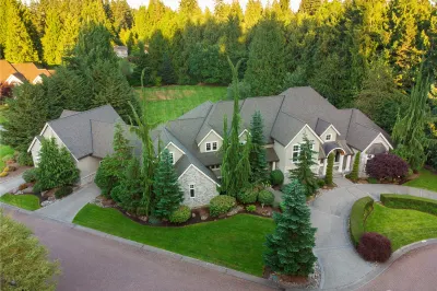 15615 Fairway Fountains Court Se