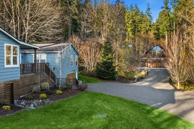 7204 NE Baker Hill Road