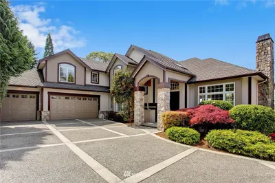 7335 NE 120th Pl
