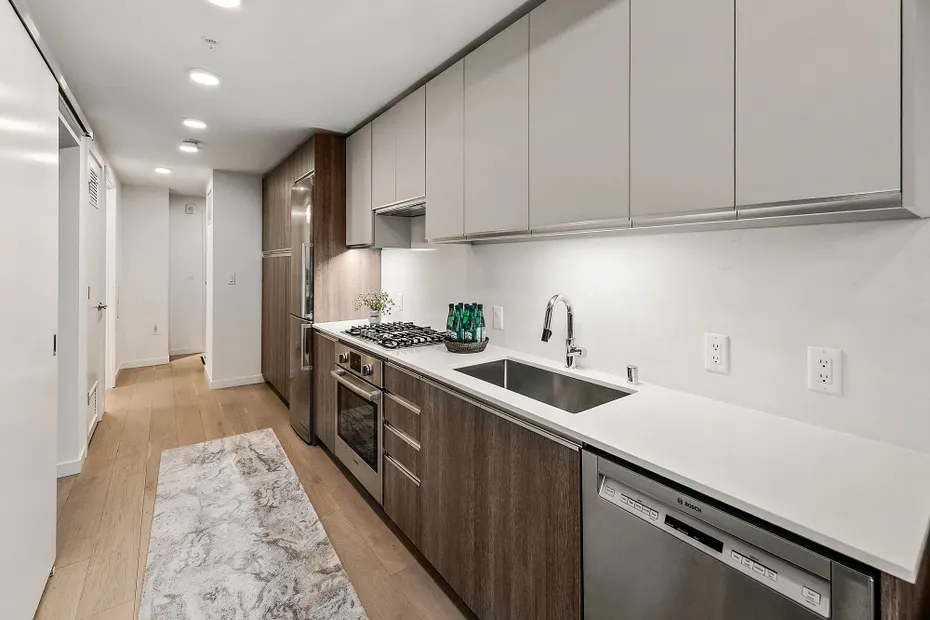 800 Columbia Street #1801 Photo 9