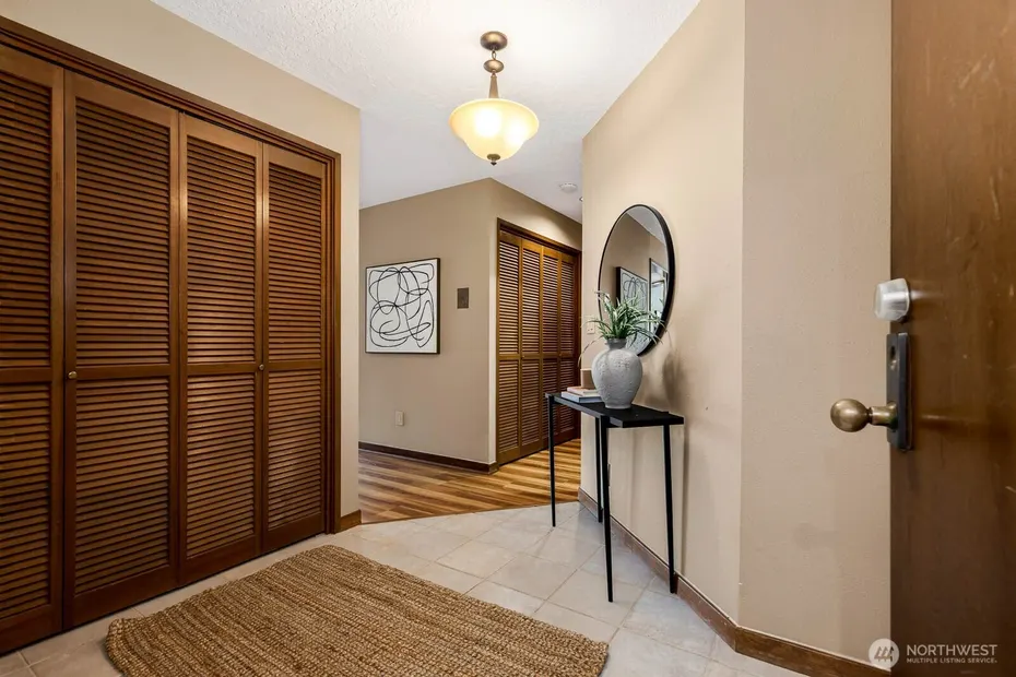 1070 5th Avenue S #207 Photo 2