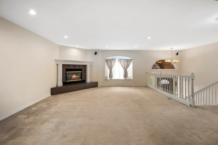 936 N 93rd Street Photo 6