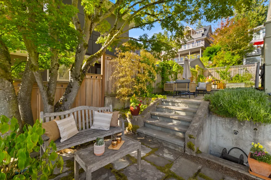 1129 37th Avenue Photo 38