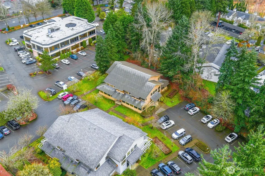 12509 NE Bel Red Road Photo 1