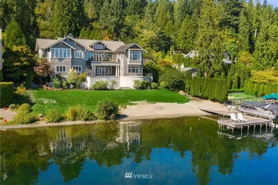 2100 W Lake Sammamish Parkway Se