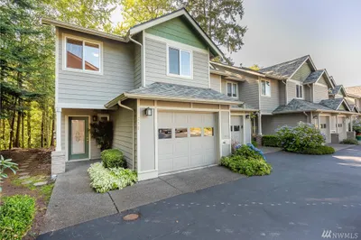 1838 Rosewood Lane