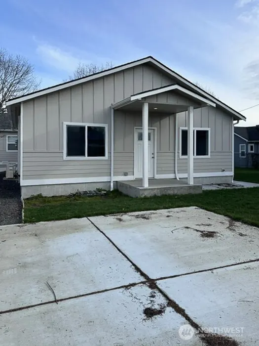2326 McDougall Avenue Photo 27
