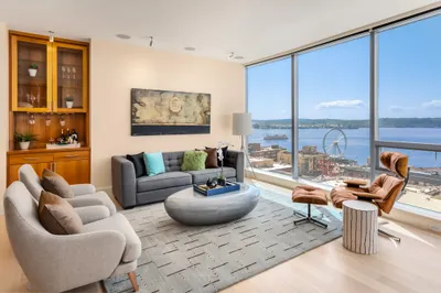 1521 2nd Avenue #904