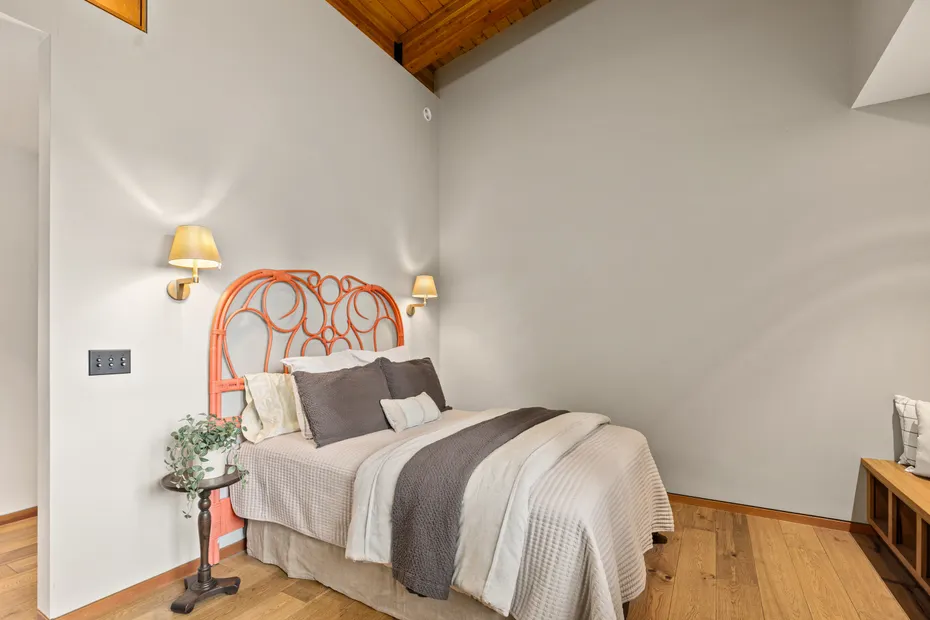 250 Leaden Queen Lane Photo 16
