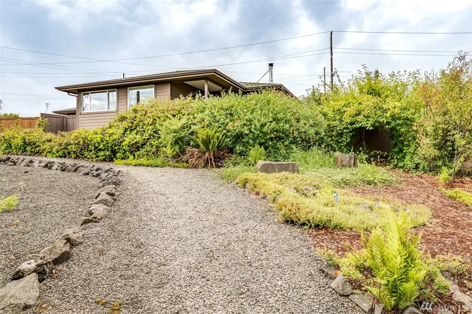 806 S Liberty Photo 1