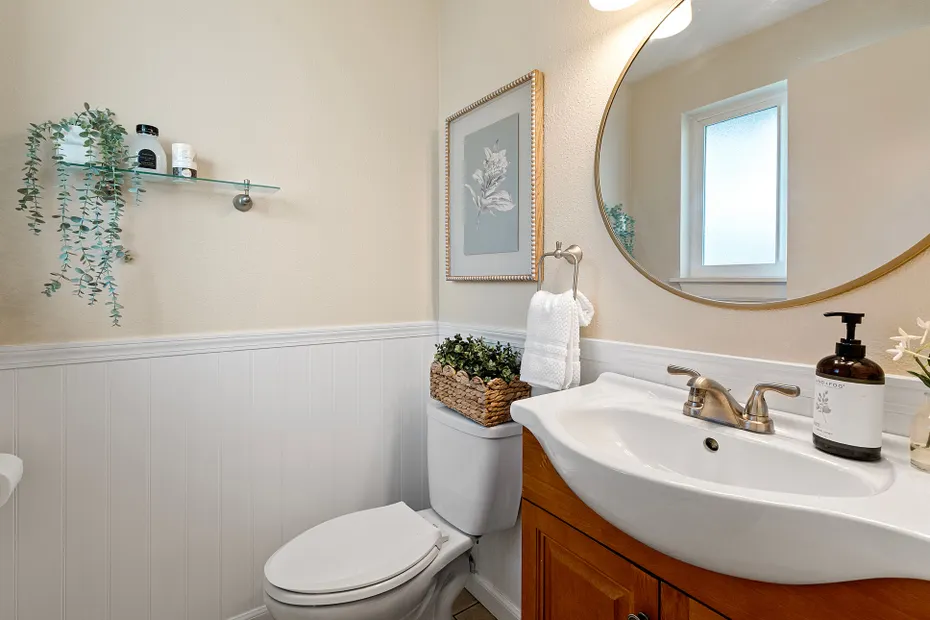 5031 N Bristol Street Photo 22