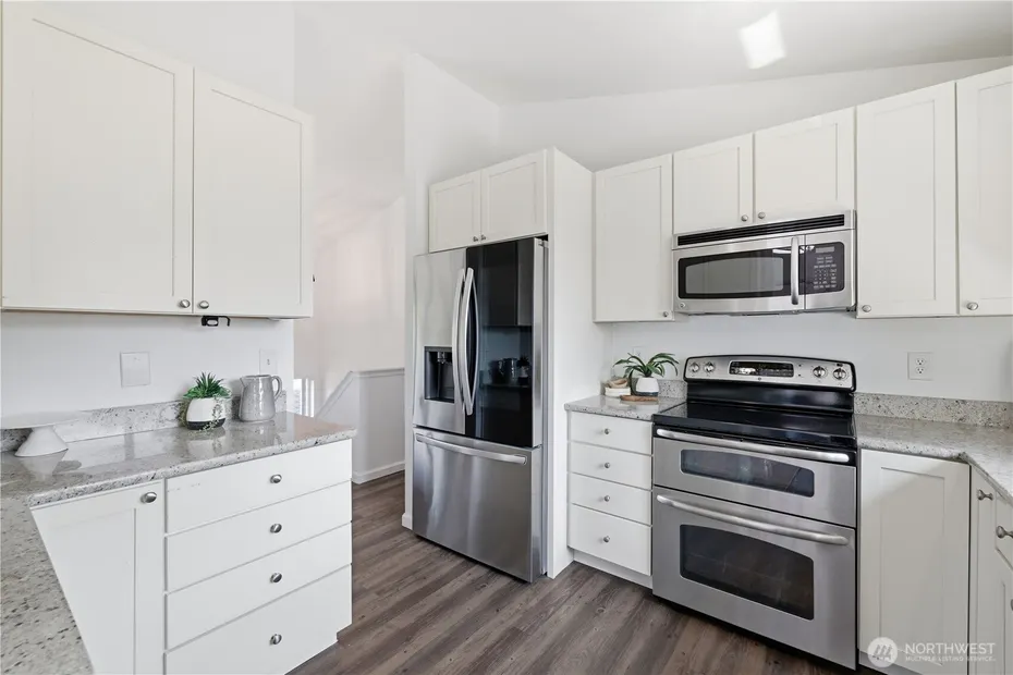 1228 223rd Street SW Photo 9
