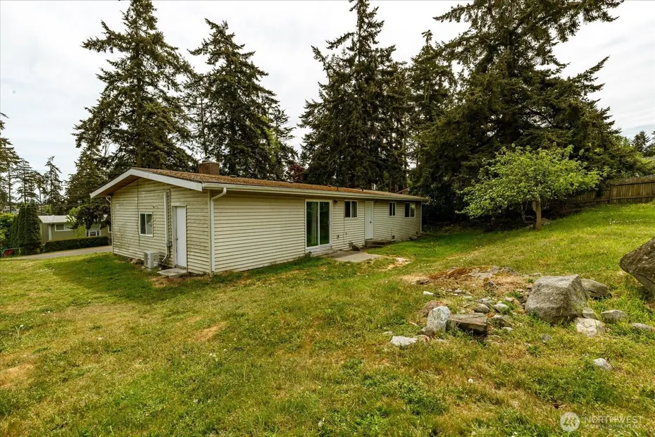 2642 Olympic Drive Photo 23