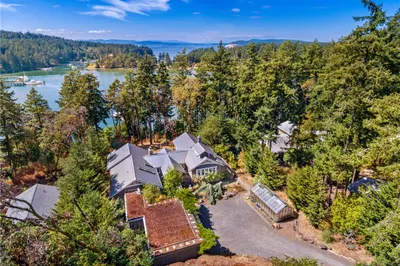 778 Blazing Tree Rd