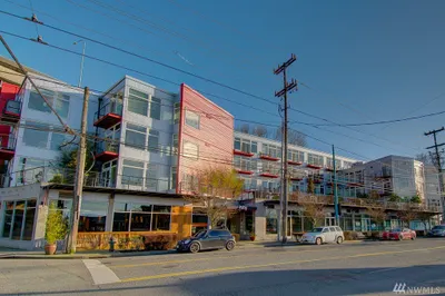 2960 Eastlake Ave E #404