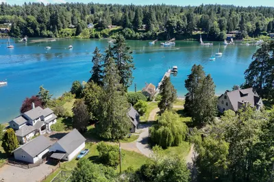 15254 & 15260 Broom Street Ne