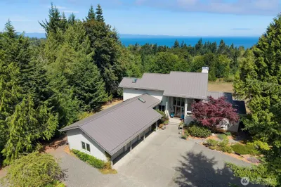 1668 Freshwater Bay Road