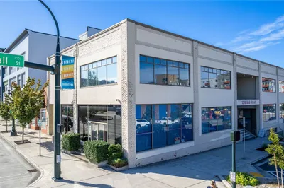 1316 Wall Street