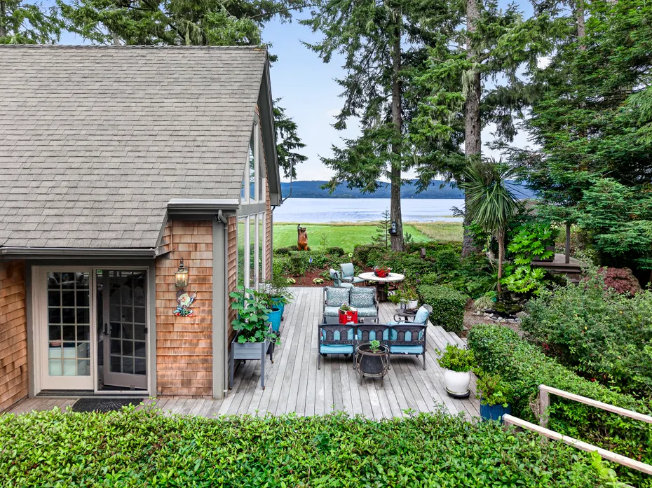 15314 Sandridge Road Photo 6