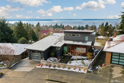 4046 SW Henderson St