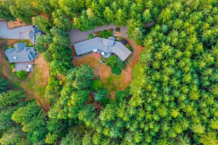 7575 NE New Brooklyn Road Photo 38