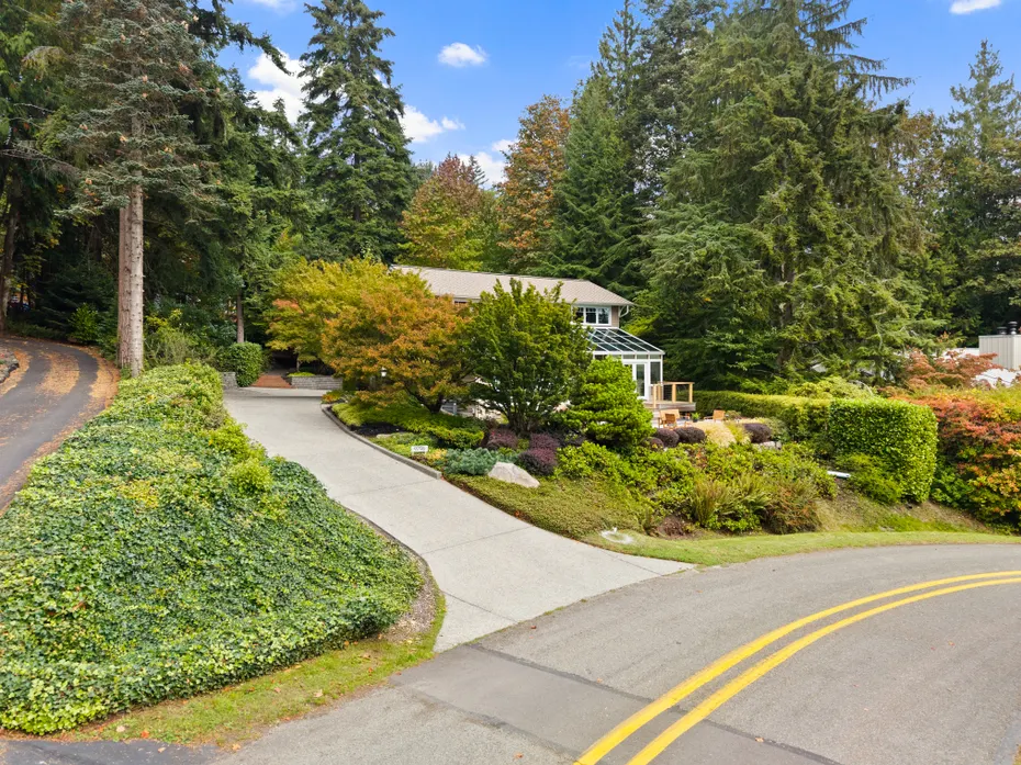 9796 NE Murden Cove Drive Photo 39