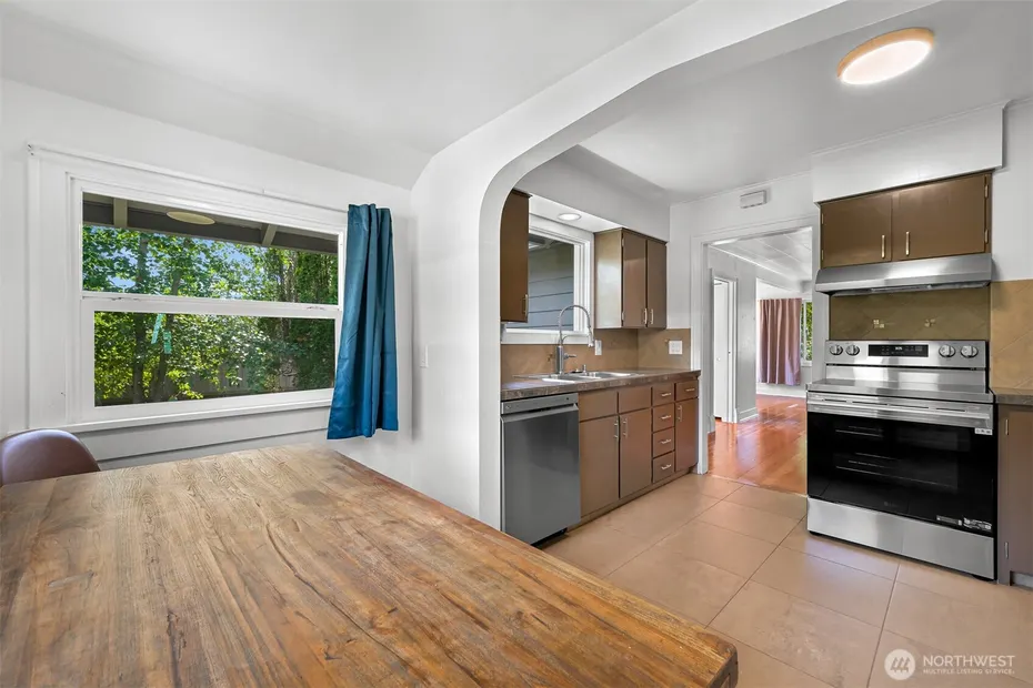 3304 Bennett Drive Photo 9